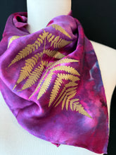 Fern on Magenta 23"x23"