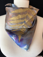 Fern on Wisteria 23"x23"